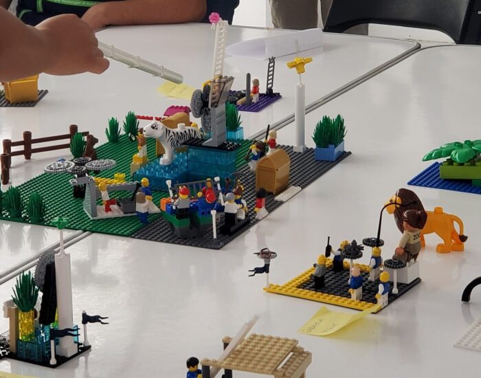 LEGO® SERIOUS PLAY®: Transforma Perspectivas y Fomenta Colaboración